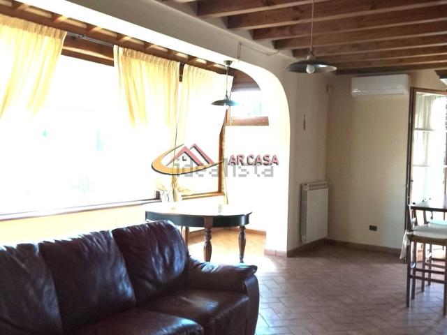 Case e ville in vendita di 200 m²
