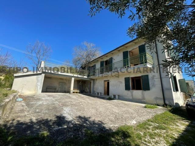 Case e ville in vendita di 200 m²