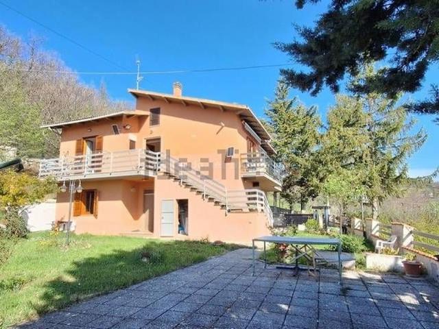 Case e ville in vendita di 200 m²