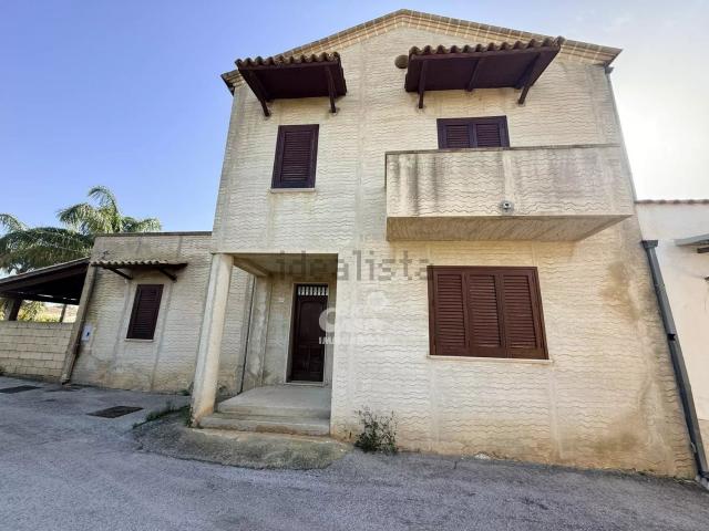 Case e ville in vendita di 200 m²