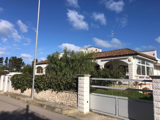 Case e ville in vendita di 200 m²