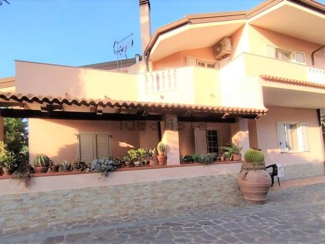 Case e ville in vendita di 200 m²