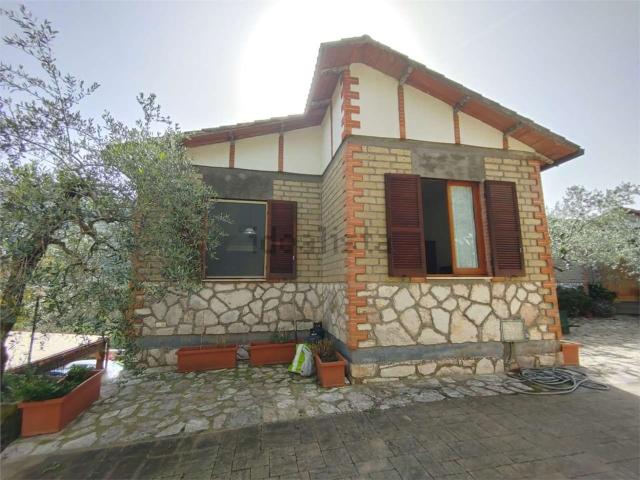 Case e ville in vendita di 200 m²