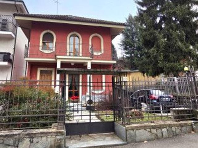 Case e ville in vendita di 300 m²