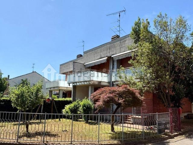 Case e ville in vendita di 200 m²