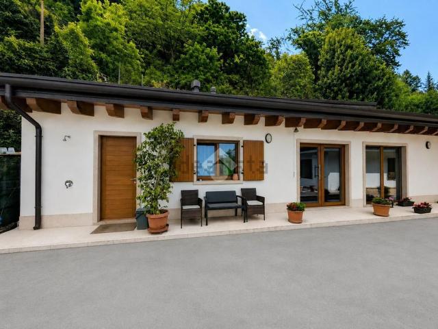 Case e ville in vendita di 200 m²