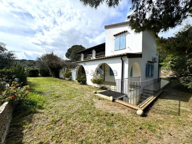 Case e ville in vendita di 200 m²