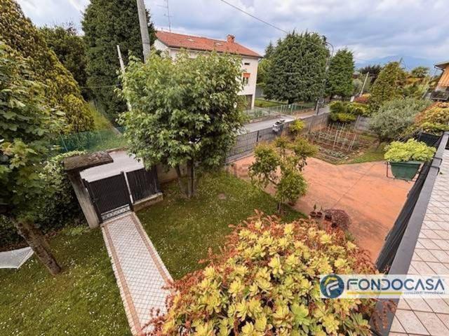 Case e ville in vendita di 200 m²