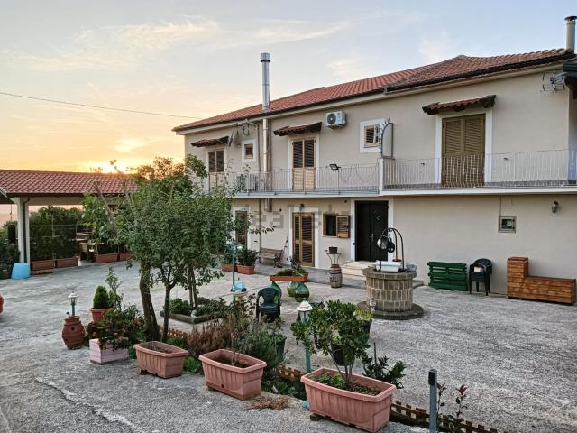 Case e ville in vendita di 200 m²