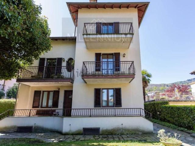 Case e ville in vendita di 200 m²
