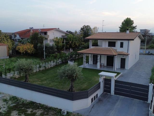 Case e ville in vendita di 200 m²
