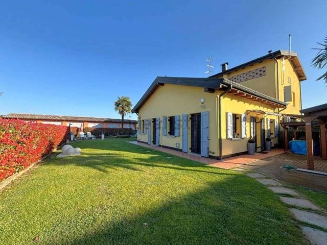 Case e ville in vendita di 200 m²