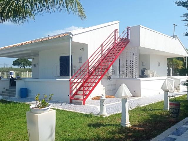 Case e ville in vendita di 200 m²