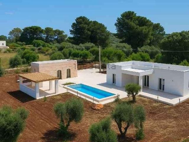 Case e ville in vendita di 200 m²
