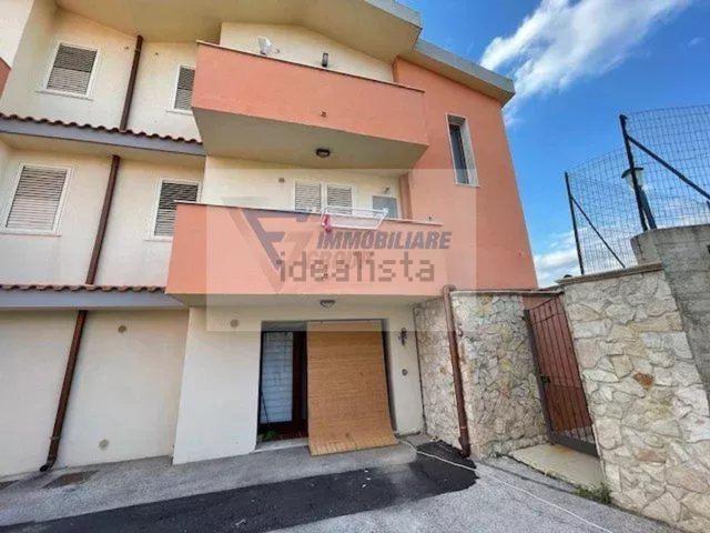 Case e ville in vendita di 200 m² in Traversa Mulino Marino