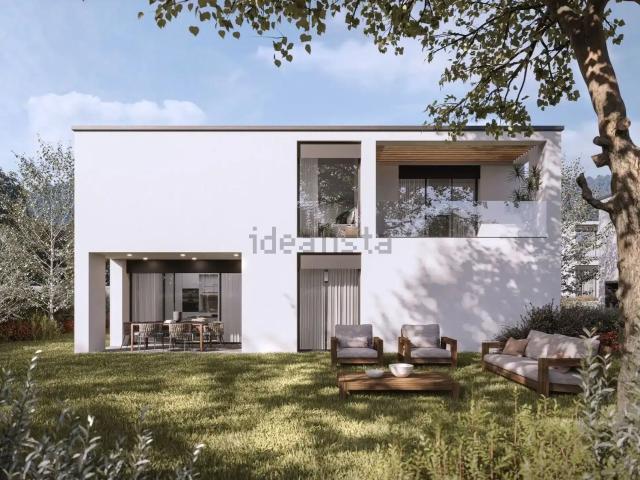 Case e ville in vendita di 200 m² in Via Ca Borini