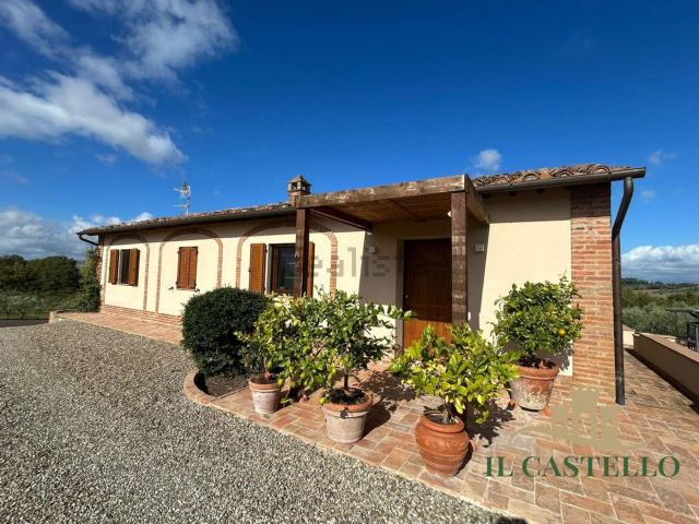 Case e ville in vendita di 200 m² in Via dei Partigiani