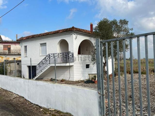 Case e ville in vendita di 200 m² in Via delle Dune