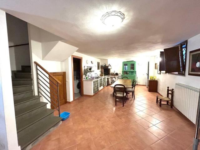 Case e ville in vendita di 200 m² in Via delle Fiascaie, 50056