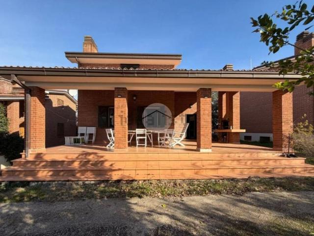 Case e ville in vendita di 200 m² in Via San Rocco, 1