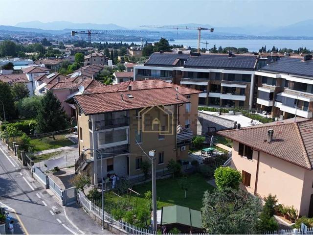 Case e ville in vendita di 200 m² in Via Dugazze