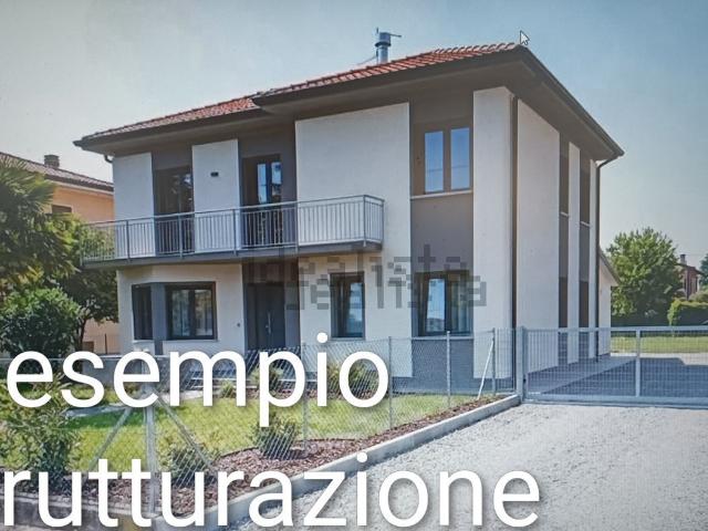Case e ville in vendita di 200 m² in Via IV Novembre, 50