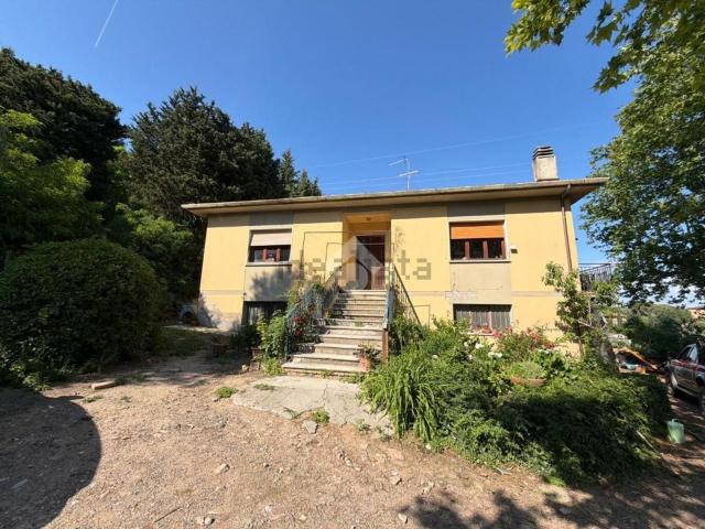 Case e ville in vendita di 200 m² in Via Lunga, 8