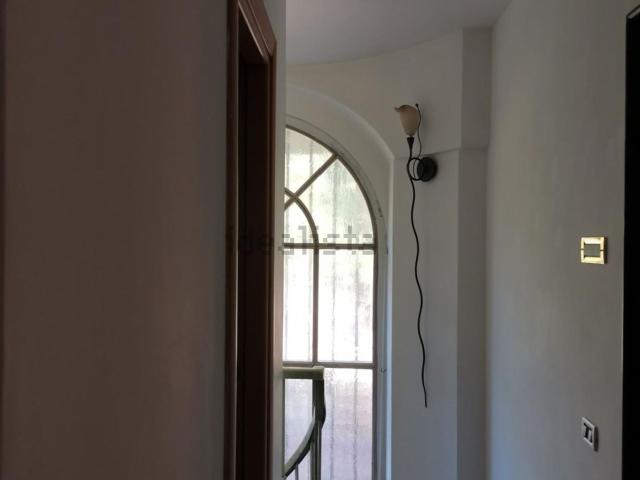 Case e ville in vendita di 200 m² in Via Monte Morello