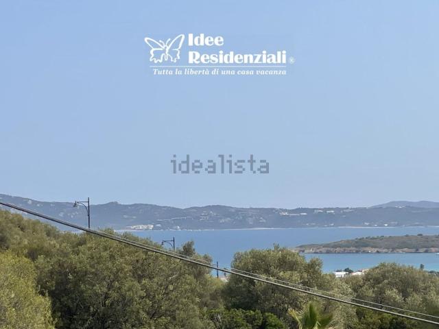 Case e ville in vendita di 200 m² in Via Monte Ruiu