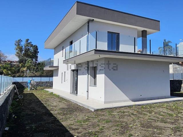 Case e ville in vendita di 200 m² in Via Sclafani