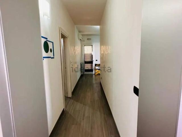 Case e ville in vendita di 200 m² in Via Silvio Pellico