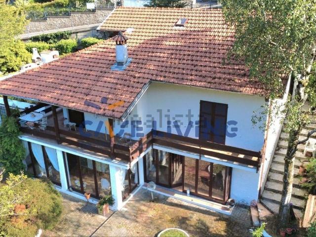 Case e ville in vendita di 200 m² in Via Pizzo Gordona