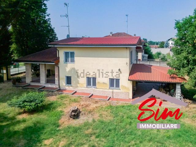 Case e ville in vendita di 200 m² in Via Vercelli
