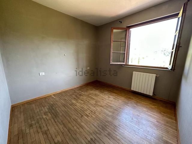 Case e ville in vendita di 200 m² in Via Vignale