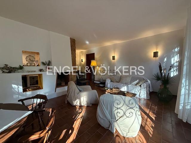 Case e ville in vendita di 200 m² in Viale delle Querce