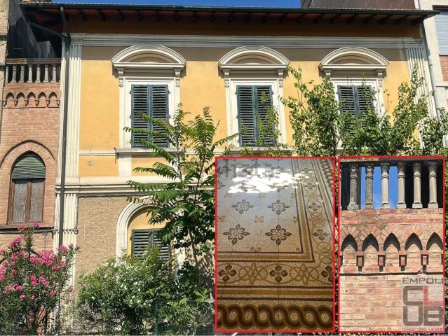 Case e ville in vendita di 200 m² in Viale F. D. Roosevelt, 15