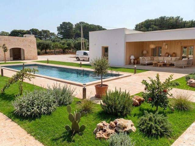 Case e ville in vendita di 200 m² in Contrada traghetto