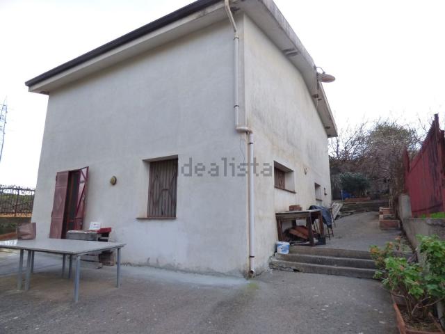 Case e ville in vendita di 200 m² in Contrada Accia
