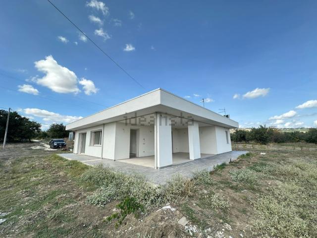 Case e ville in vendita di 200 m² in Contrada Sant&apos Onofrio