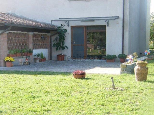 Case e ville in vendita di 200 m² in Località Pratantico