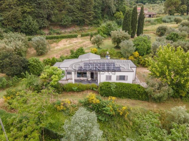 Case e ville in vendita di 200 m² in Strada Civitella Benazzone