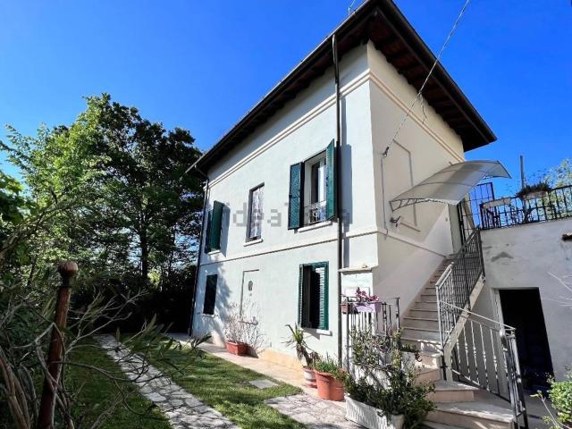 Case e ville in vendita di 200 m² in Strada Cimitero San Cataldo