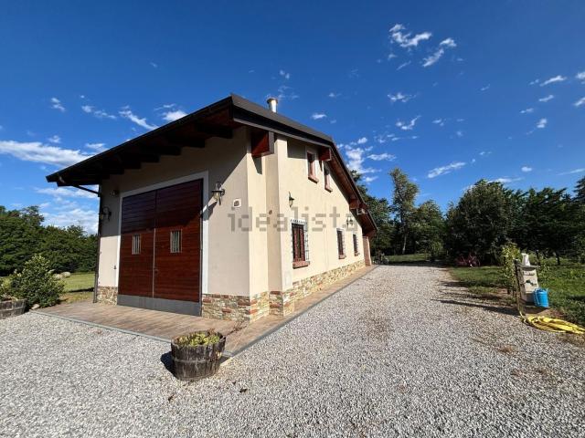 Case e ville in vendita di 200 m² in Strada dei Curetti