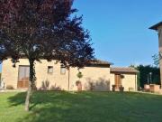 Case e ville in vendita di 200 m² in Strada dei Tufi, 53100