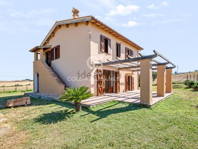 Case e ville in vendita di 200 m² in Strada del Boligname Gramiccia, 10