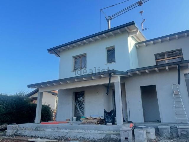 Case e ville in vendita di 200 m² in Strada Malchioda