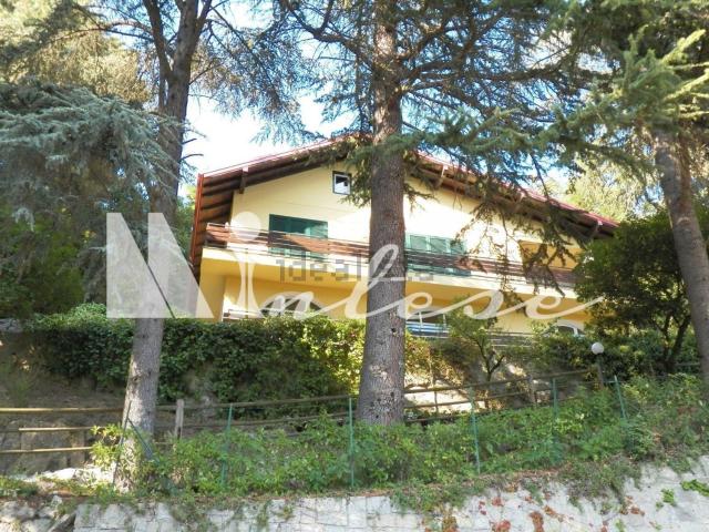Case e ville in vendita di 200 m² in Strada Sen. Ernesto Marsaglia