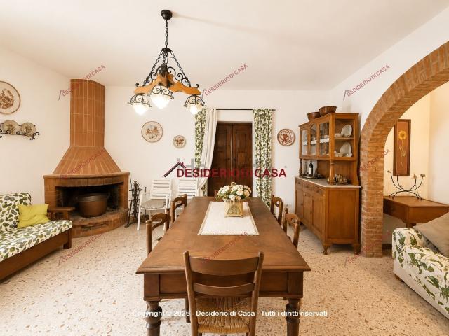 Case e ville in vendita di 200 m² in Strada Provinciale 173