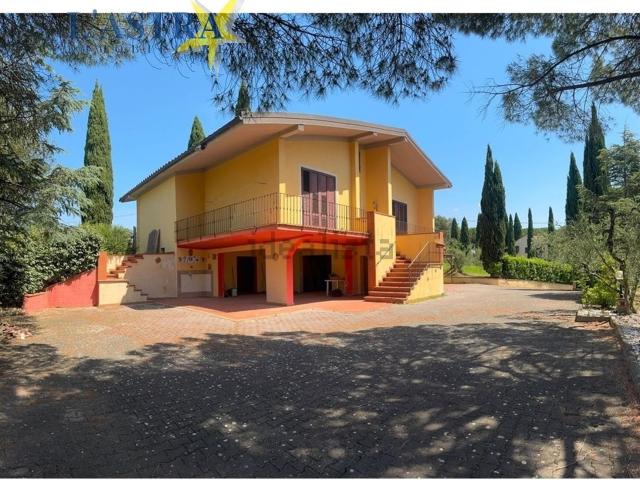 Case e ville in vendita di 200 m² in Strada Provinciale di Val D&apos Orme