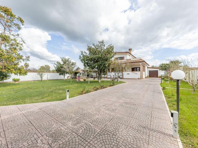 Case e ville in vendita di 201 m² in Via Preganziol